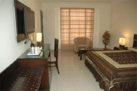 Aditya Hotel Ludhiana Zimmer foto