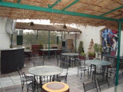 Aditya Hotel Ludhiana Exterior foto